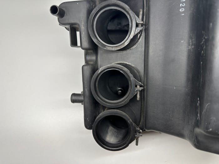 26cfb2 04e7d7189b15452fab2ee5ff4c464ea1mv2 BOITE A AIR HONDA CB 600 HORNET 1998-2002 – Image 5