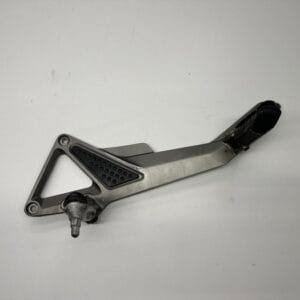 PLATINE REPOSE PIED GAUCHE HONDA CB 600 HORNET 1998-2002