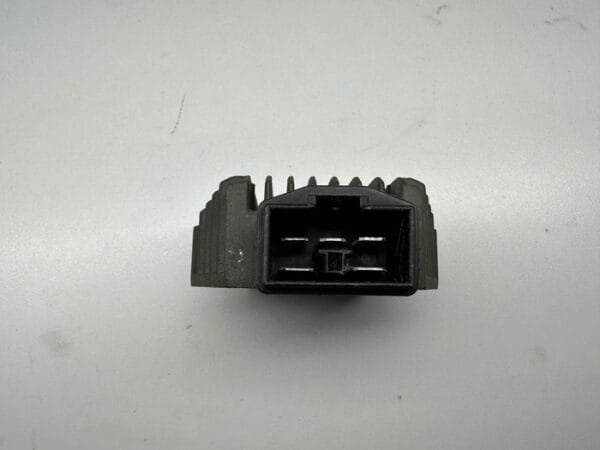 REGULATEUR DE TENSION HONDA CB 600 HORNET 1998-2002 – Image 4