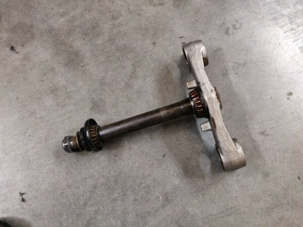 TE DE FOURCHE INFERIEUR SUZUKI 600 BANDIT 1995 – Image 2