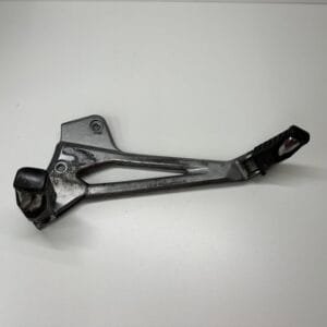 PLATINE REPOSE PIED GAUCHE KAWASAKI ER5 1997-2006