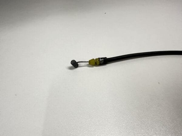 CABLE LOQUET DE SELLE SUZUKI 600 BANDIT 2000-2004 – Image 3