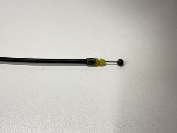 CABLE LOQUET DE SELLE SUZUKI 600 BANDIT 2000-2004 – Image 2