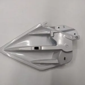 Flan de carénage gauche PEUGEOT 50 XR6 année:2002