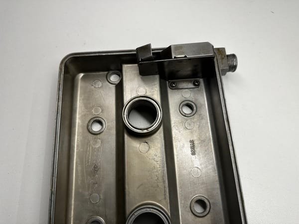 26cfb2 c65c57442cc74690b8ec65ed07636c0emv2 COUVRE CULASSE CACHE CULBUTEURS YAMAHA TDM 850 1996-2001 – Image 5