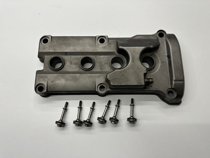 26cfb2 f6ad1be5e01c4124a2b0c7bb2d00e352mv2 COUVRE CULASSE CACHE CULBUTEURS HONDA CB 600 HORNET 1998-2002