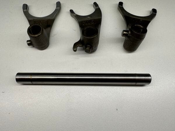 FOURCHETTES SELECTION BOITE DE VITESSE HONDA CB 500 1996-2003 – Image 10