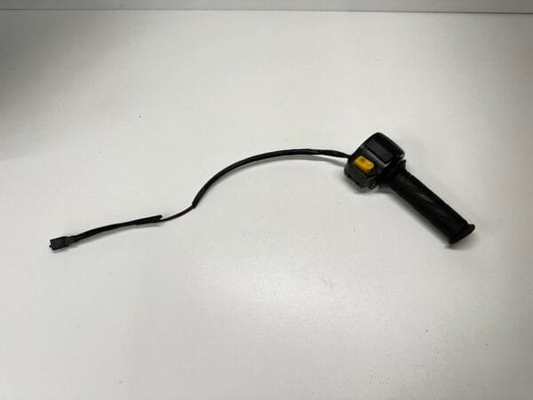 COMMODO DE GAZ PEUGEOT KISBEE 50 4T 2010-2017