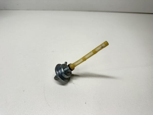 ROBINET ESSENCE PEUGEOT KISBEE 50 4T 2010-2017 – Image 2