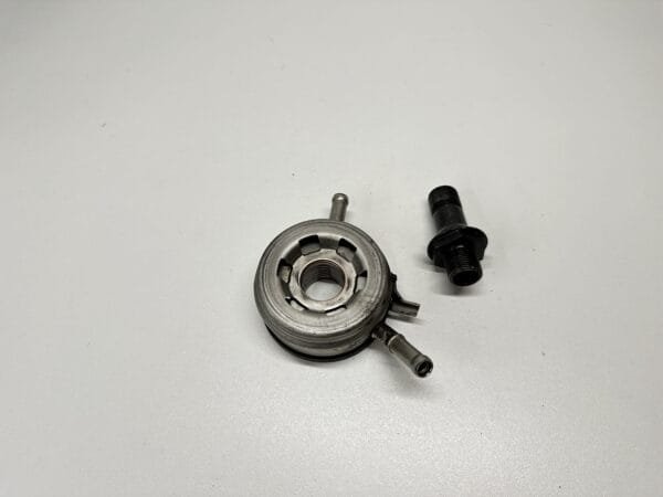 SUPPORT FILTRE A HUILE YAMAHA FAZER 600 1998-2001