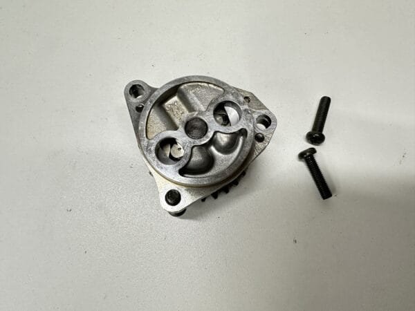 POMPE A HUILE SUZUKI GSE 500 2000-2007 – Image 3