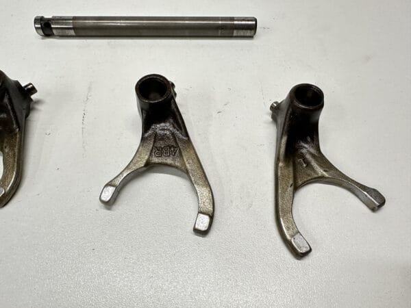 FOURCHETTES BOITE DE VITESSES YAMAHA XJ 600 DIVERSION 1993-1997 – Image 3