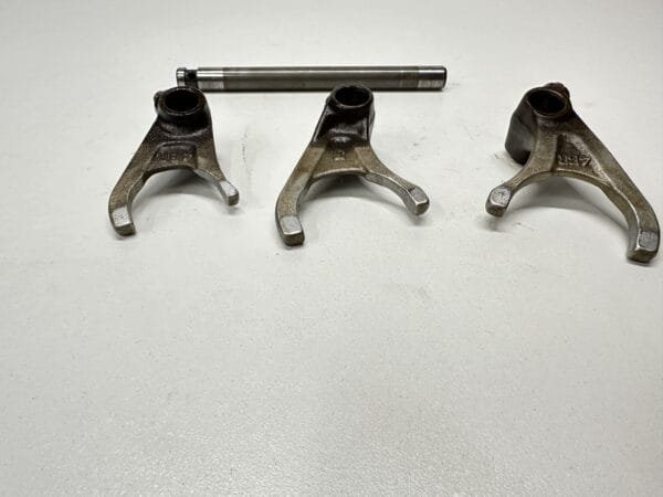FOURCHETTES BOITE DE VITESSES YAMAHA XJ 600 DIVERSION 1993-1997 – Image 4