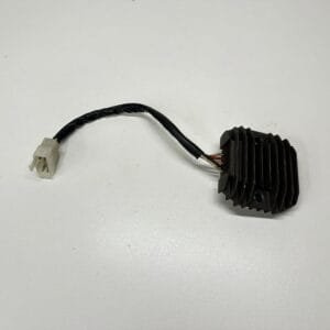 RÉGULATEUR DE TENSION YAMAHA FAZER 600 1998-2001