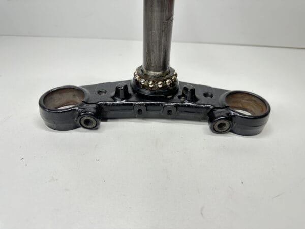 TE DE FOURCHE INFÉRIEUR YAMAHA FAZER 600 1998-2001 – Image 2
