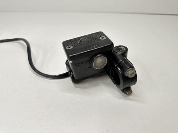 MAÎTRE CYLINDRE DE FREIN AVANT YAMAHA YBR 125 2004-2006 – Image 4