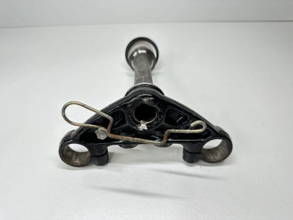 TE DE FOURCHE INFÉRIEUR YAMAHA YBR 125 2004-2006 – Image 6