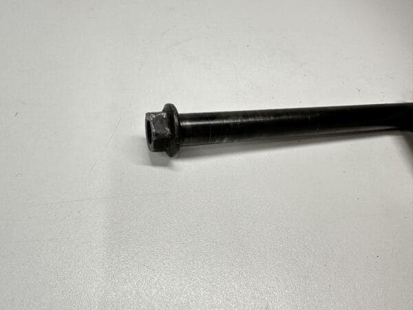 AXE DE ROUE AVANT YAMAHA FAZER 600 1998-2001 – Image 3