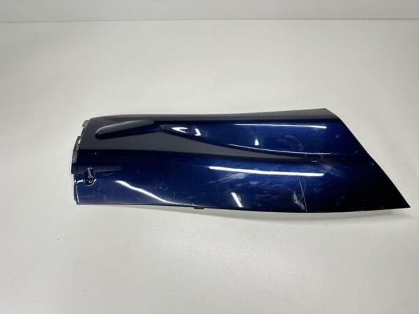 CARÉNAGE BAS DE CAISSE DROIT YAMAHA MAJESTY 125 2003-2006