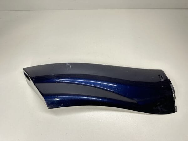 CARÉNAGE BAS DE CAISSE DROIT YAMAHA MAJESTY 125 2003-2006 – Image 8