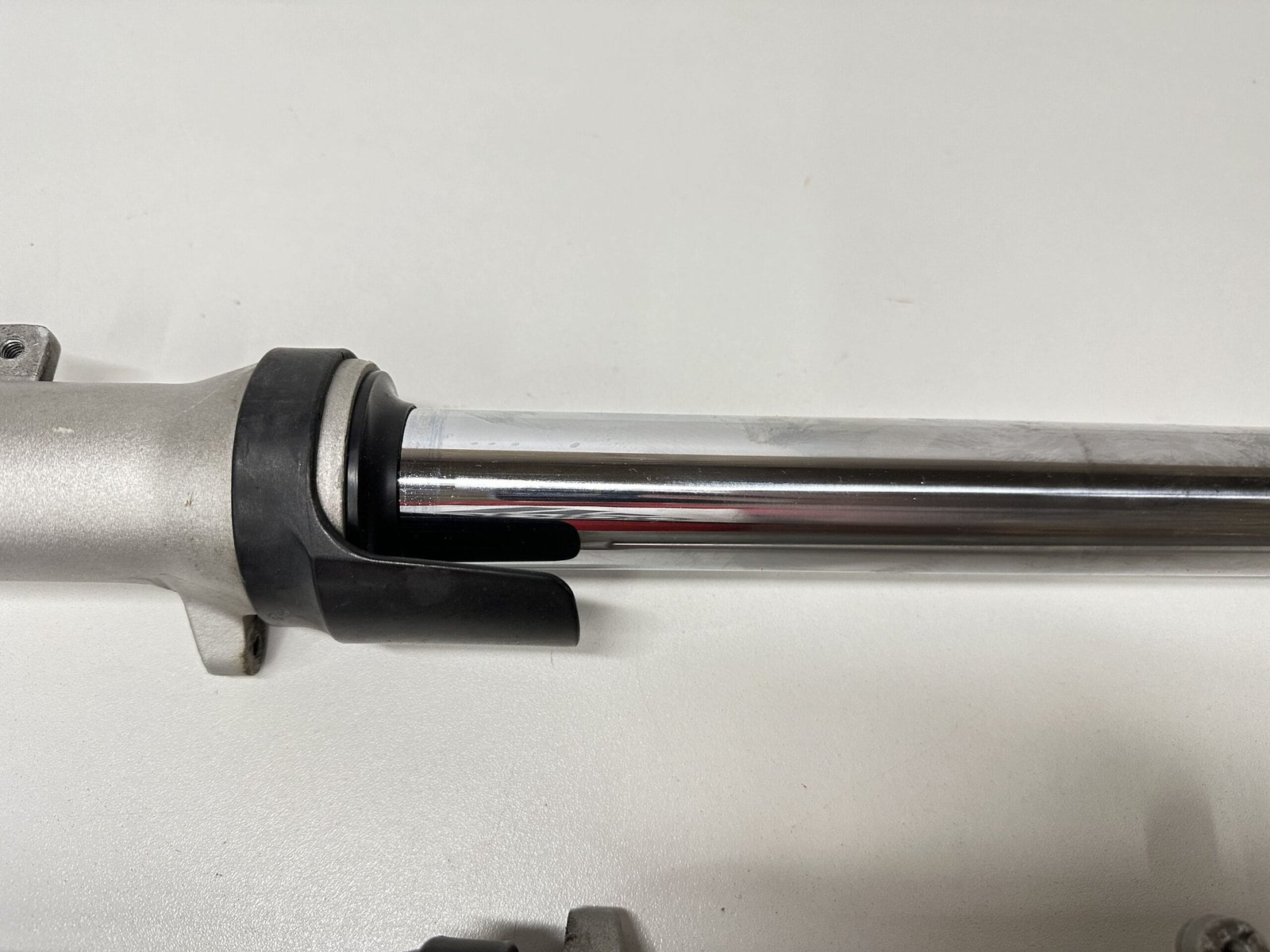 Fourche Avant Suzuki 500 GSE (occasion), Pièce Classique Pour Routière