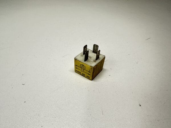 RELAIS DÉMARREUR PEUGEOT LUDIX 50 BLASTER 2006-2014 – Image 3