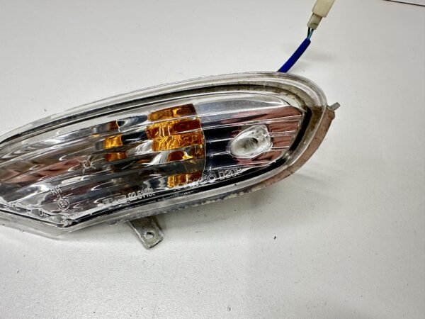 CLIGNOTANT ARRIÈRE DROIT KYMCO GRAND DINK 125 S 2008-2014 – Image 4