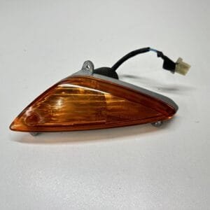 CLIGNOTANT AVANT DROIT HONDA SH 125 2002-2004