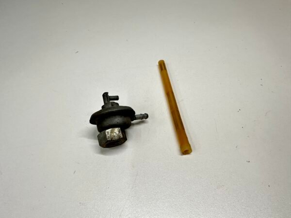 ROBINET ESSENCE HONDA SH 125 2002-2004