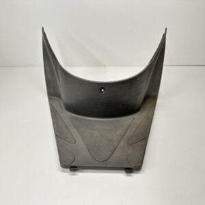 CARÉNAGE CENTRALE REPOSE PIEDS HONDA SH 125 2002-2004