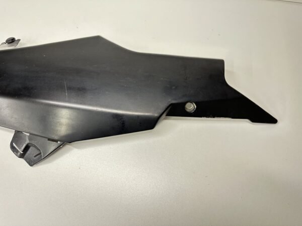 CARÉNAGE DEMI SABOT DROIT SUZUKI GSX-R GSXR 750 2006-2007 – Image 2