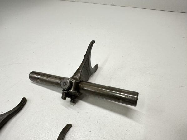 FOURCHETTES DE BOITE DE VITESSES HONDA CB 750 SEVEN FIFTY 1993-2003 – Image 2