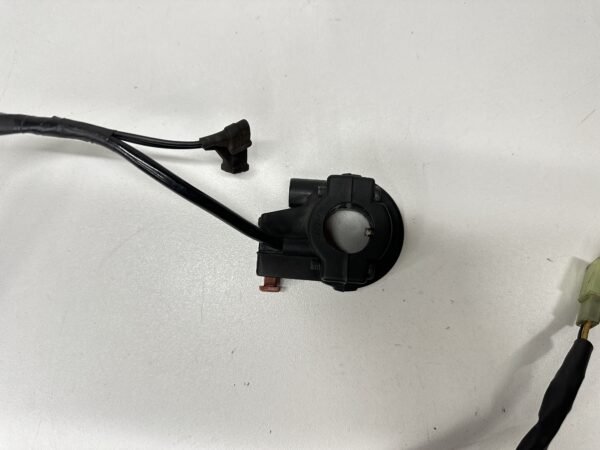COMMODO DROIT HONDA CBR 125 R 2004-2006 – Image 4
