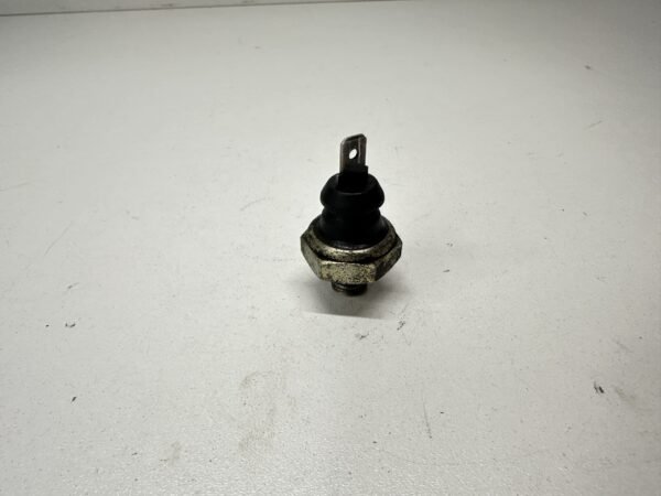 CAPTEUR PRESSION HUILE APRILIA 125 SCARABEO ROTAX 1999-2004