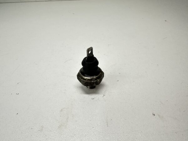 CAPTEUR PRESSION HUILE APRILIA 125 SCARABEO ROTAX 1999-2004 – Image 2