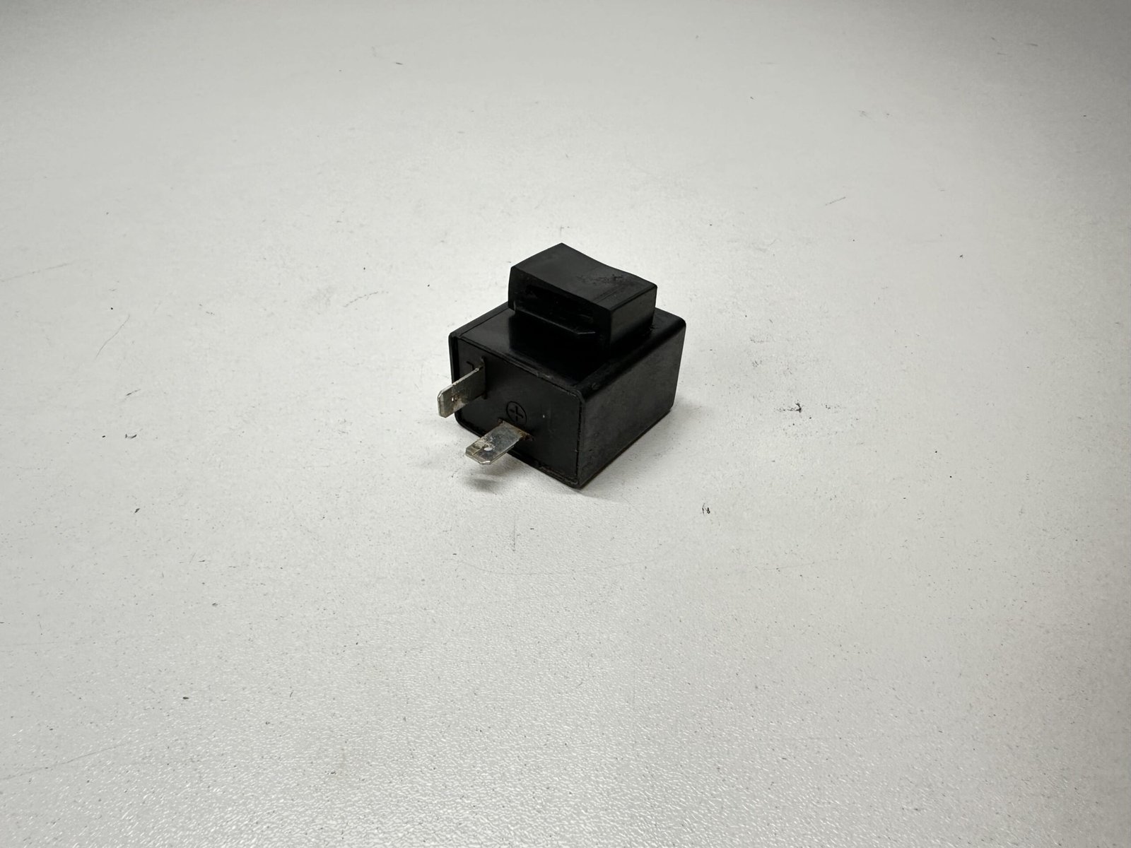 IMG 3956 scaled RELAIS CLIGNOTANT APRILIA 125 SCARABEO ROTAX 1999-2004