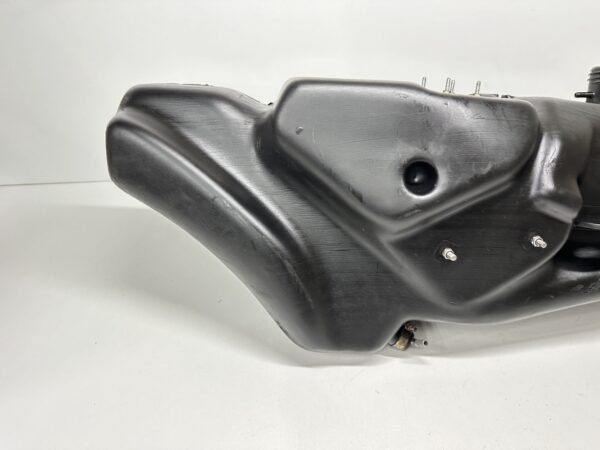RÉSERVOIR APRILIA 125 SCARABEO ROTAX 1999-2004 – Image 6