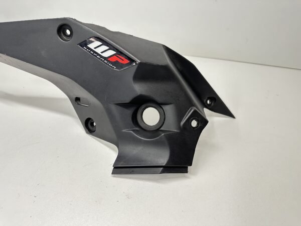 CACHE PLASTIQUE INTÉRIEUR DROIT KTM 125 DUKE 2017-2021 – Image 6