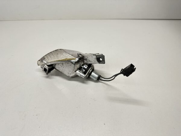 CLIGNOTANT ARRIÈRE DROIT SUZUKI GSX-R GSXR 750 2008-2010 – Image 4