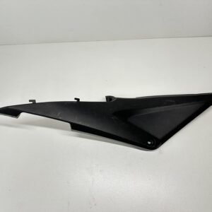 CARÉNAGE SOUS SELLE DROIT HONDA CBR 600 RR 2005-2006