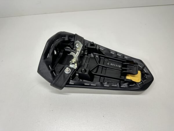 SELLE PASSAGER YAMAHA YZF-R1 2015-2024 – Image 4