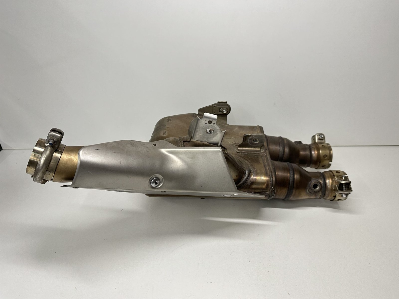 IMG 5416 scaled CATALYSEUR YAMAHA YZF-R1 2015-2024 – Image 13