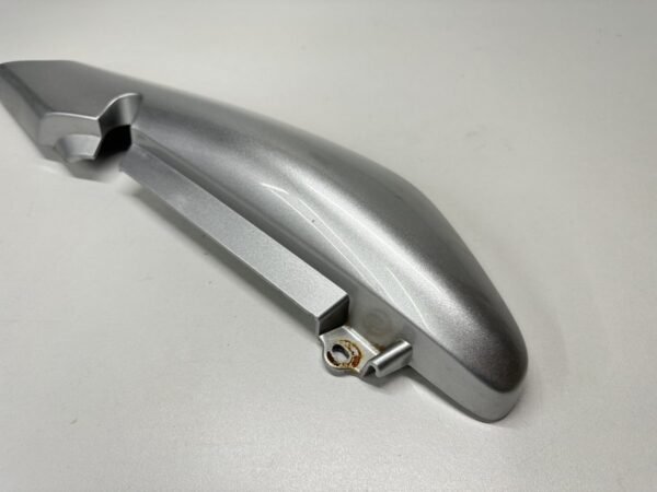 CARÉNAGE ARRIÈRE GAUCHE YAMAHA YBR 125 2007-2010 – Image 4