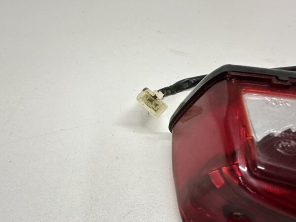 FEU ARRIÈRE YAMAHA YBR 125 2007-2010 – Image 5