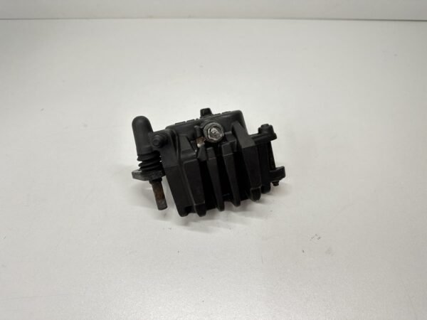 ÉTRIER DE FREIN AVANT DROIT SUZUKI SV 650 2003-2007 – Image 7