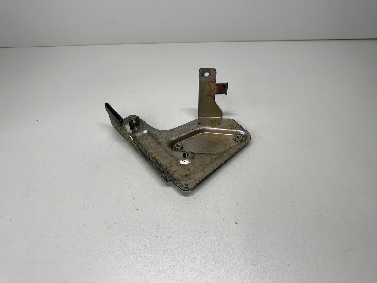 Dratom Parts piece scooter Piaggio MP3 300 2010 2011 2012 2013 2014 24 20241028 163224 PLATINE SUPPORT FIXATION PIAGGIO MP3 300 IE LT 2010-2014