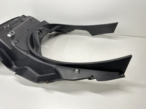 PLASTIQUE DE COFFRE PIAGGIO MP3 300 IE LT 2010-2014 – Image 2