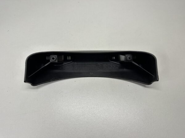 CACHE PLASTIQUE CENTRAL ARRIÈRE PIAGGIO MP3 300 IE LT 2010-2014 – Image 5