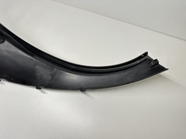CACHE PLASTIQUE DROIT PIAGGIO MP3 300 IE LT 2010-2014 – Image 8