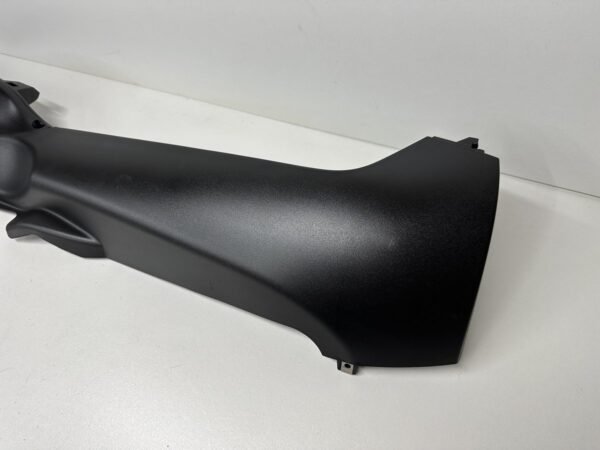 PLASTIQUE DROIT PIAGGIO MP3 300 IE LT 2010-2014 – Image 2